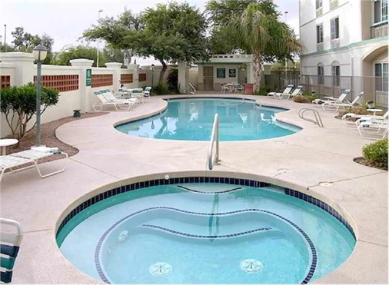 La Quinta By Wyndham Mesa Superstition Springs Facilidades foto